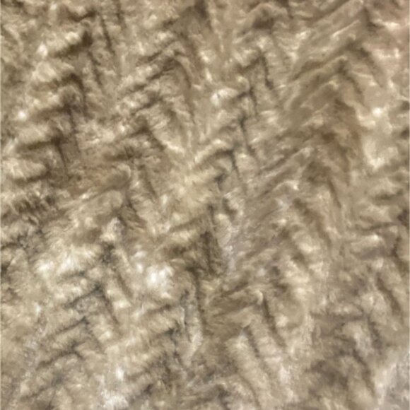 Adrienne Landau Womens Faux Fur Short Coat W/ Hook & Eye Closures-Tan-Sz 1X-NWT - Picture 10 of 10